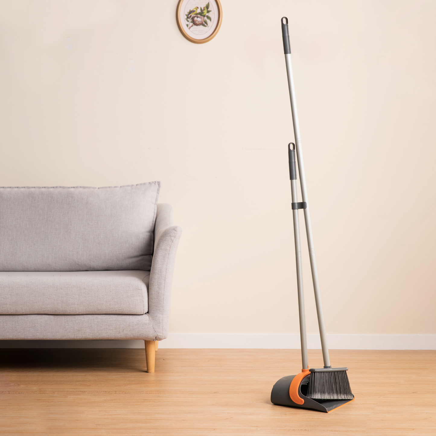 Adjustable Broom & Dustpan Set – Durable Bristles & Easy Assembly