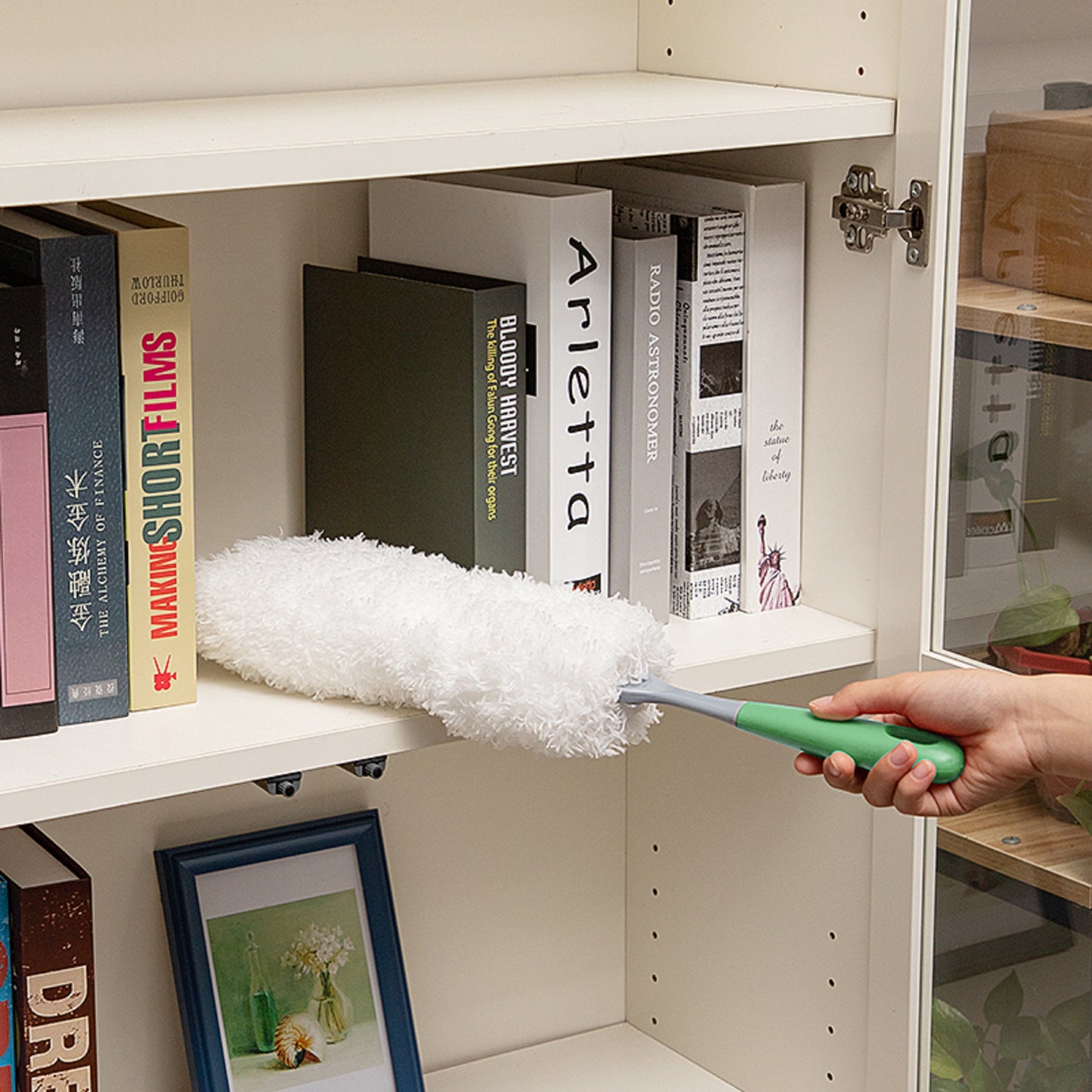 Retractable Dusting Wand – Extendable Pole & 180° Bendable Heads for Hard-to-Reach Areas