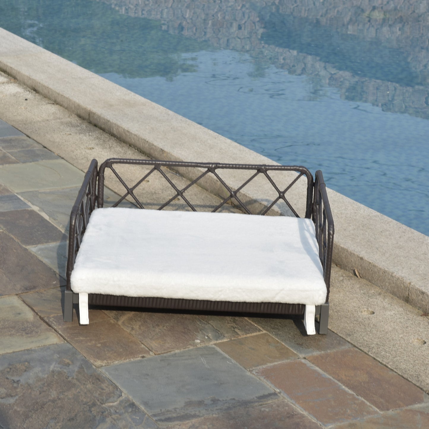 Wicker Dog Bed – Waterproof, Hand-Woven PE Rattan with Soft Cushion & Non-Slip Feet